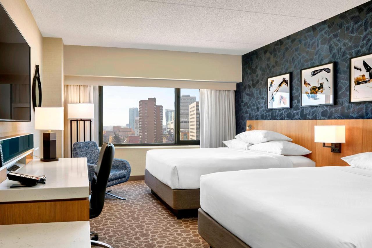 Delta Hotels By Marriott Calgary Downtown Exteriör bild