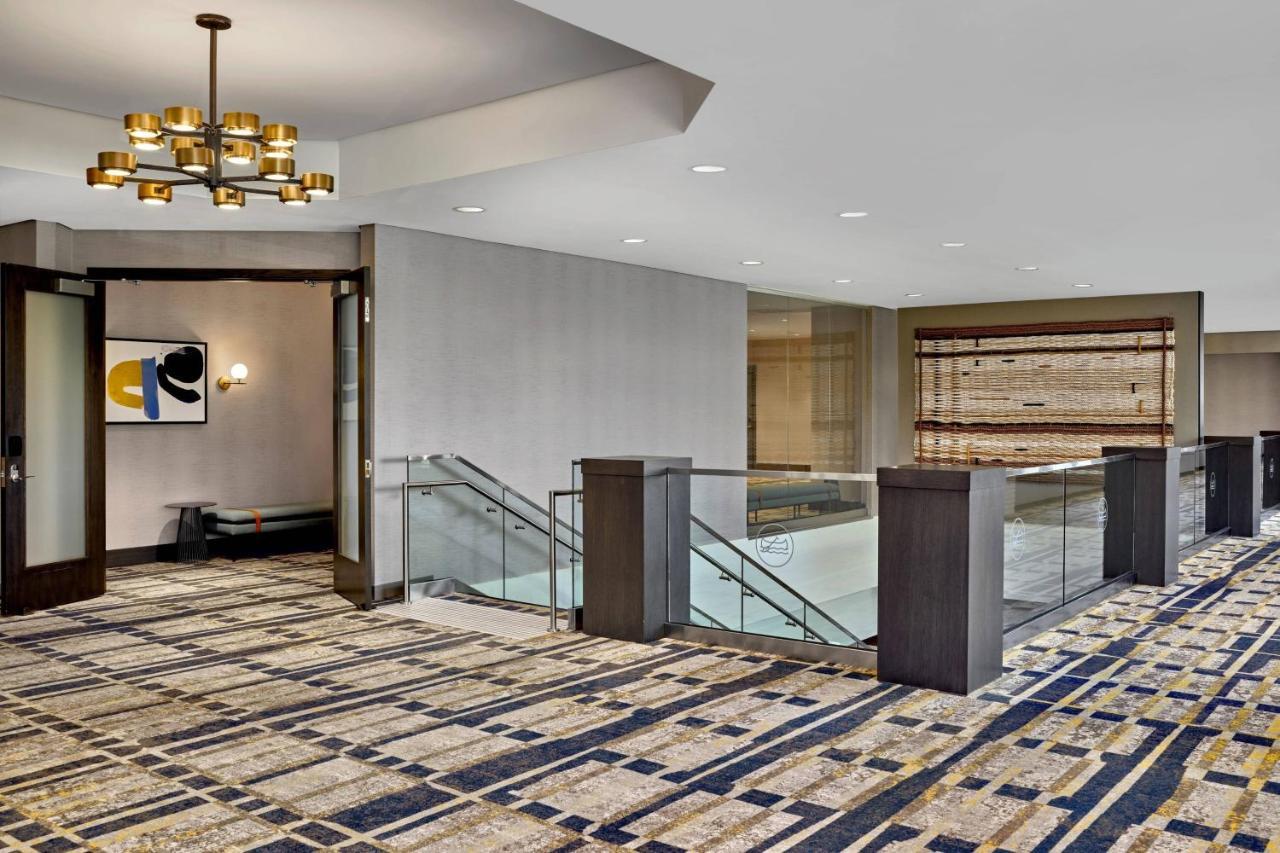 Delta Hotels By Marriott Calgary Downtown Exteriör bild
